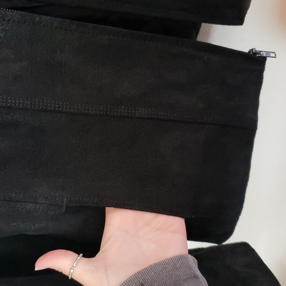 Wilson genuine Leather jacket, full zip, pockets, black, women's size medium - Picture 6 of 10